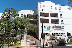 小学校　新宿区立四谷第六小学校（小学校）まで1125m