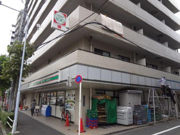 コンビニ　ローソンストア100北上野二丁目店（コンビニ）まで220m