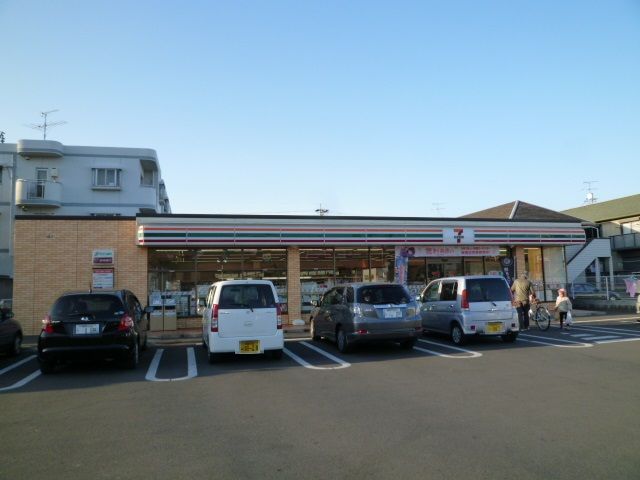 コンビニ　セブンイレブン静岡西脇店（コンビニ）まで464m