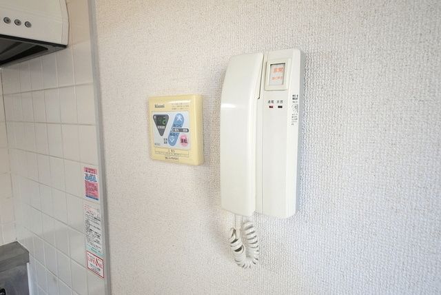 セキュリティ　★安心のインターフォン完備★