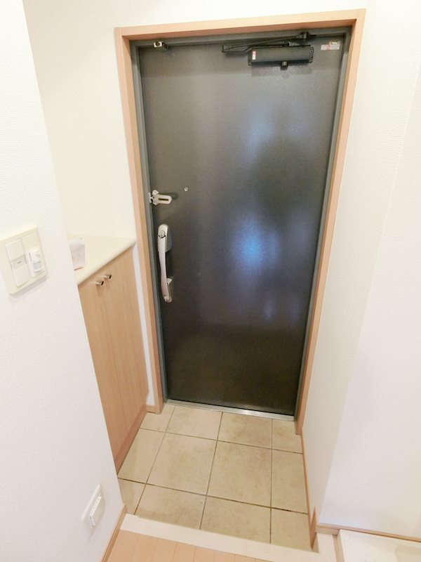 玄関　同仕様参考写真
