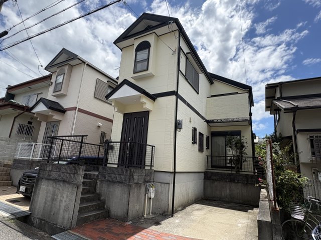 建物外観　有野台1丁目　三角小屋根のファミリー戸建て(Good Hom