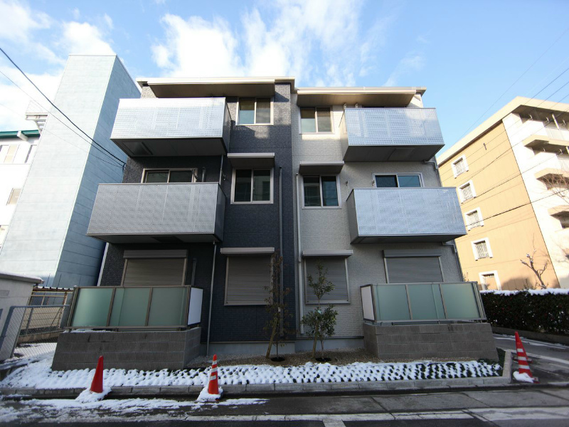 建物外観　外観　1フロア2部屋（全部屋角部屋）家具家電ご用意できます
