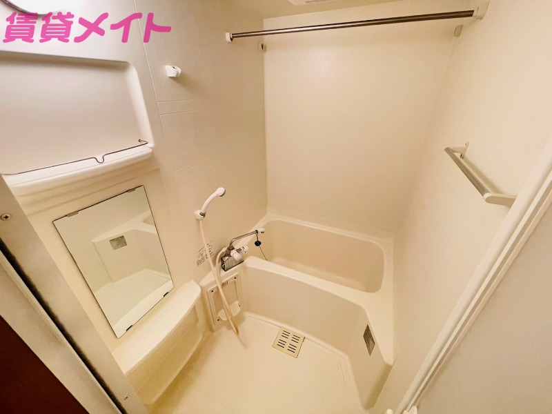 バス・シャワールーム　同型参考写真