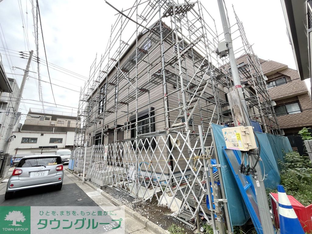 建物外観　駐車場