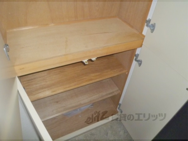 収納　下駄箱