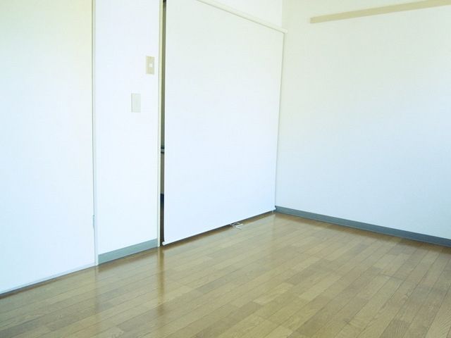 その他　♪明るい洋室♪