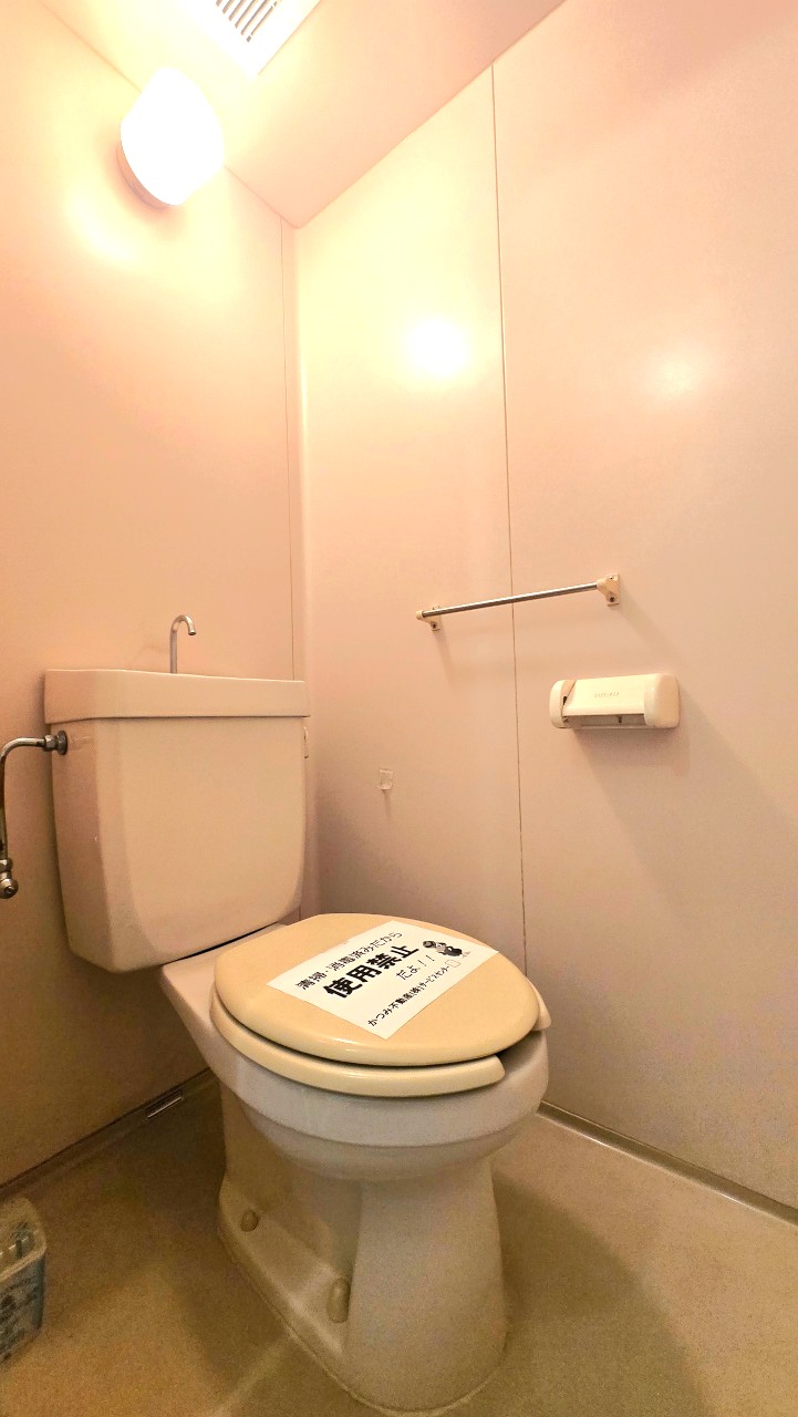 トイレ　別号室参考写真
