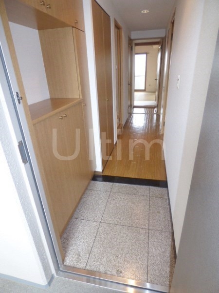 玄関　※他のお部屋です、ご参考までに