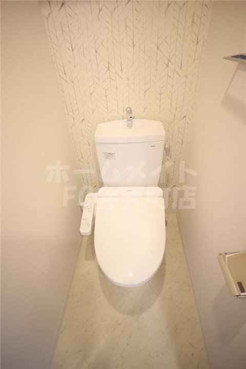 トイレ　落ち着いたトイレです