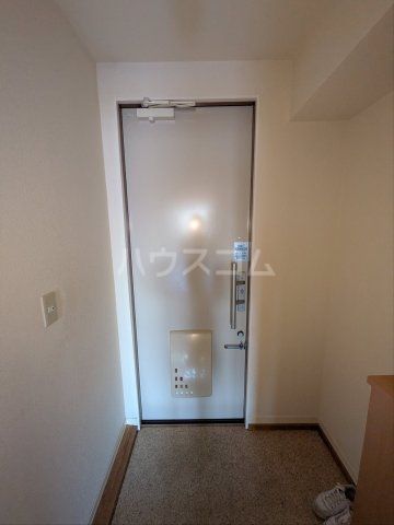 グランドゥール三ツ沢の玄関写真