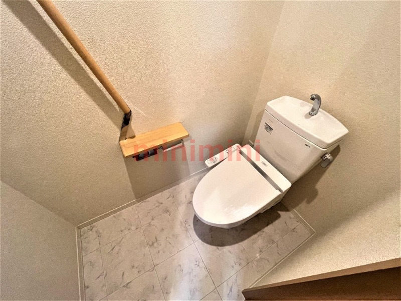 エスポワール・アイ北春日丘IIIのトイレ写真