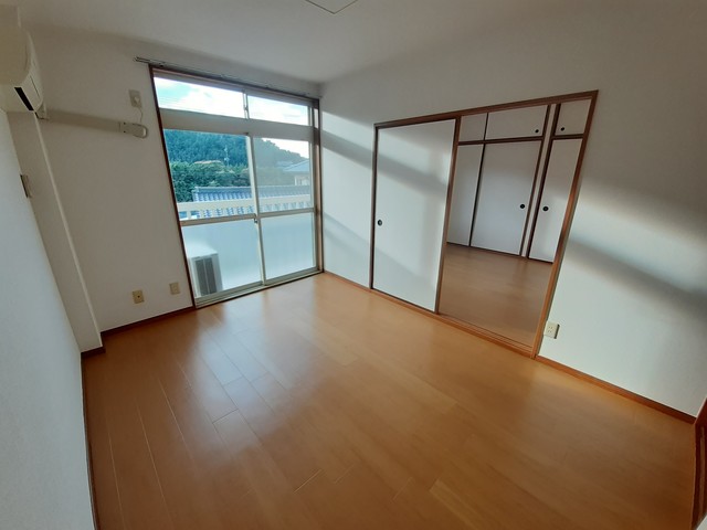 バルコニー　同建物・別号室の写真です。