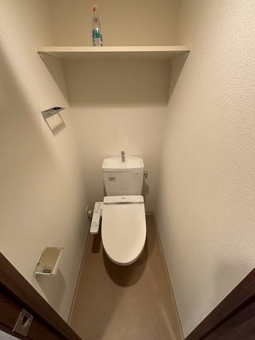 プレサンス三宮ポルトのトイレ写真