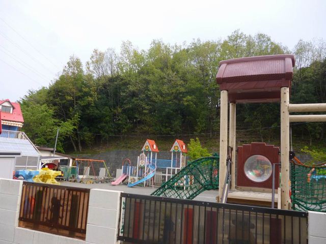 幼稚園・保育園　ナザレ幼稚園（幼稚園・保育園）まで970m