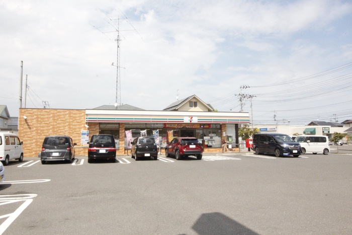 コンビニ　セブンイレブンたけくま店（コンビニ）まで203m