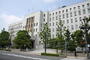 役所　大阪府庁（役所）まで489m