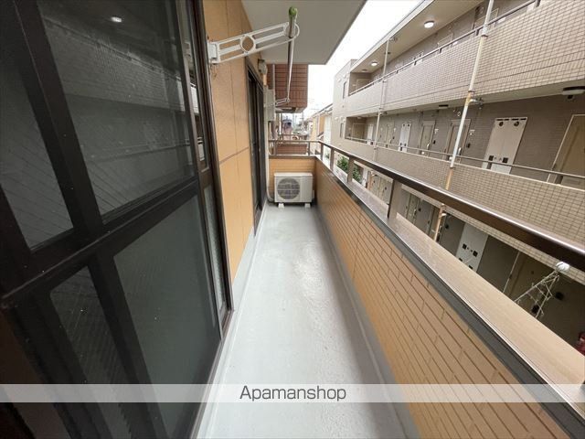 小田急線 相模大野駅 徒歩12分 3階建 築32年の内装写真