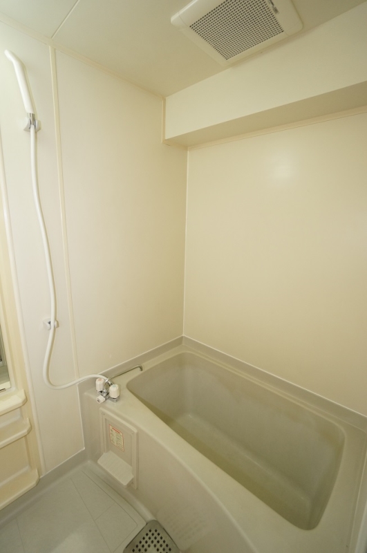 ハイクレスト喜沢南マンションの風呂写真