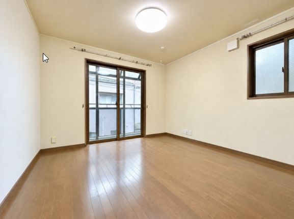 墨田区3丁目戸建ての居間写真