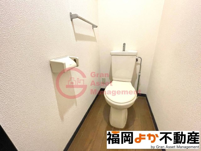 トイレ　コンパクトで使いやすいトイレです
