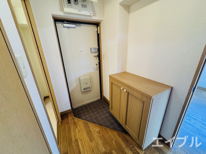 メゾンドール鹿児島の玄関写真