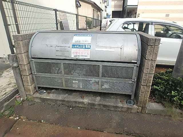 レオパレスプランドール 長岡の外観写真