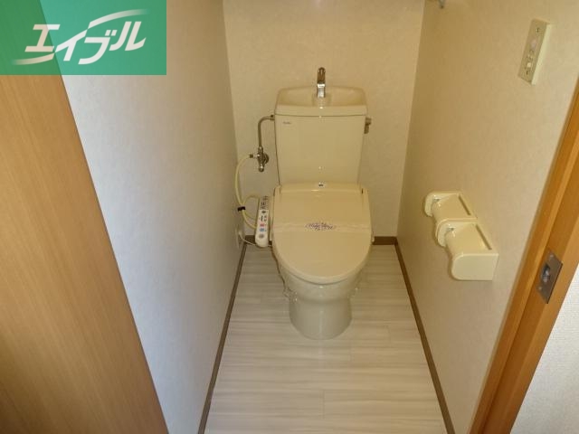 トイレ　シャワー付トイレ