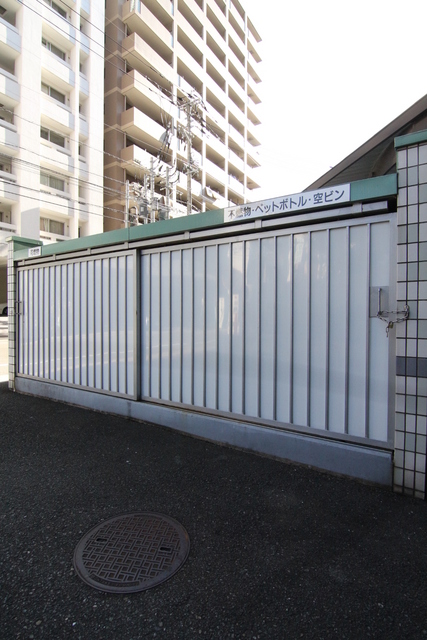 その他　敷地内ごみ置き場
