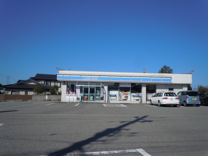 コンビニ　大沢野塩店（コンビニ）まで750m