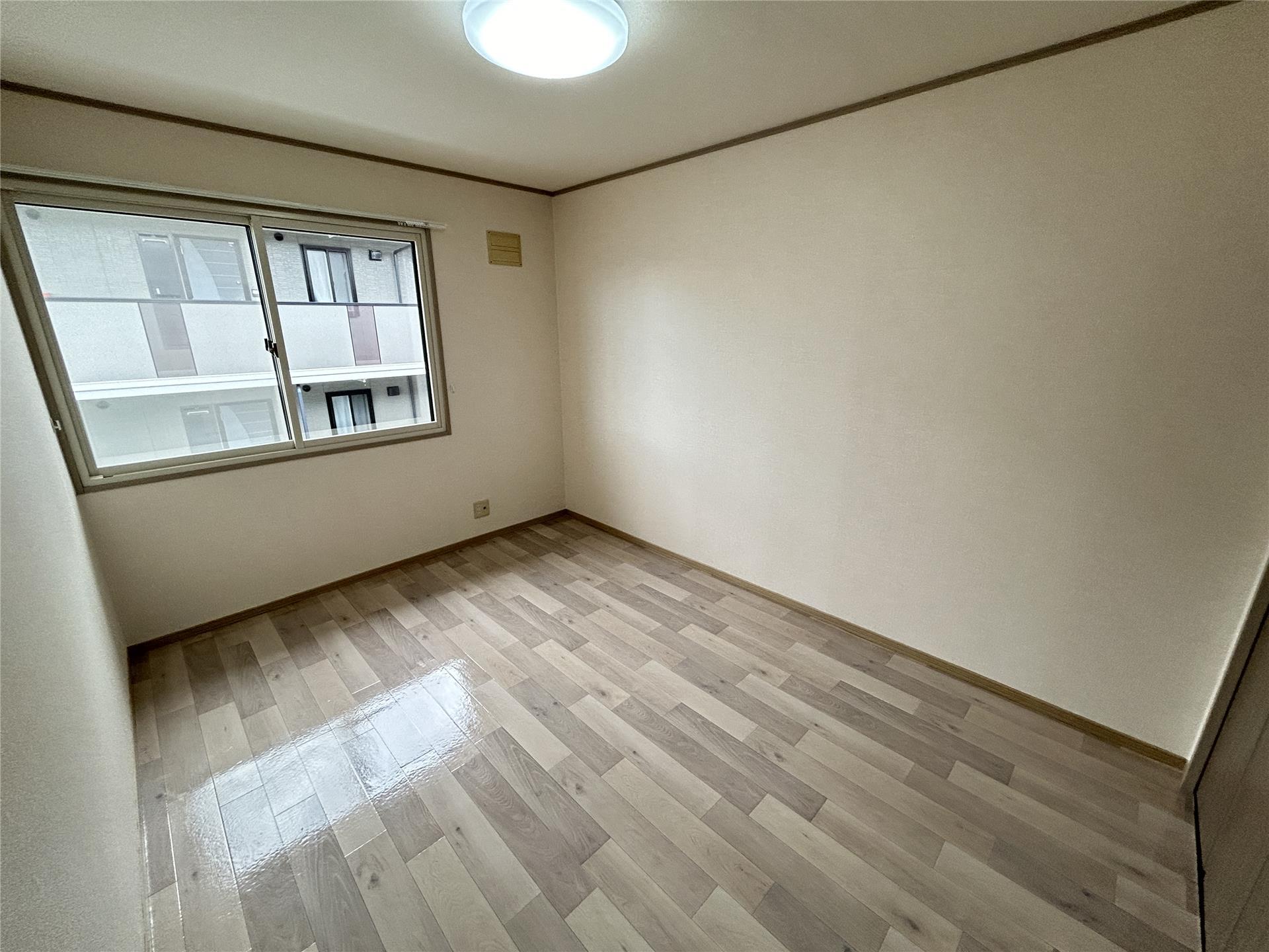 セジュール杉本Aの居間写真