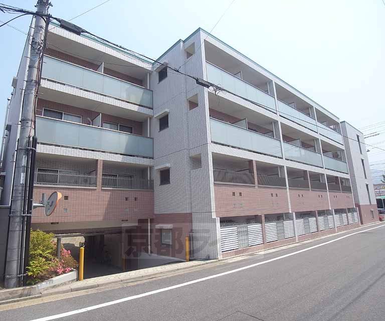 下鴨グランドビルの外観写真