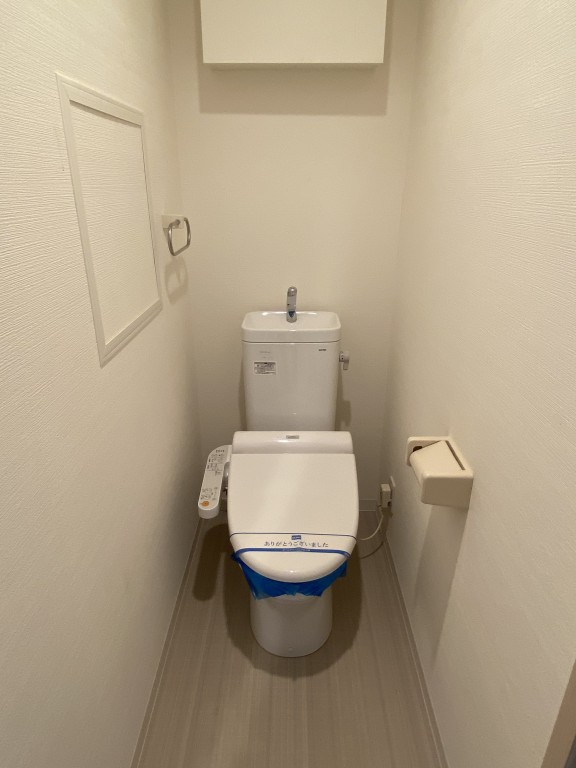 ＪＲ総武線 両国駅 徒歩7分 8階建 築12年のトイレ写真