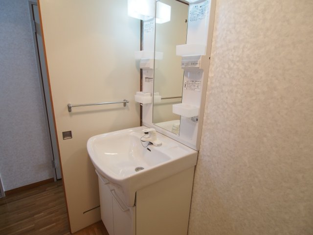 洗面設備　参考写真　同物件同間取りのお部屋の写真です