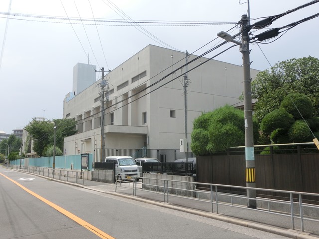 小学校　大阪市立歌島小学校（小学校）まで551m
