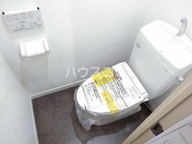 プロス・パラスのトイレ写真