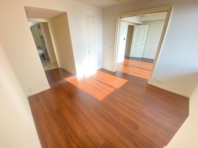 その他　洋室約8.1帖