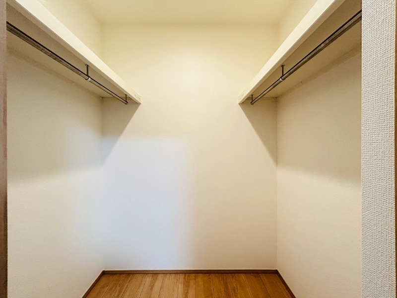 喜屋武戸建ての内装写真