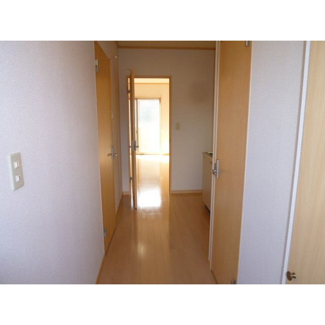 アムール 長崎IIの玄関写真