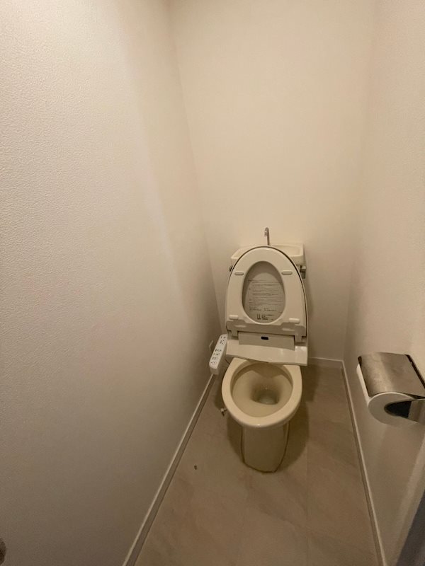 ＪＲ東海道本線 芦屋駅 徒歩2分 5階建 築39年のトイレ写真