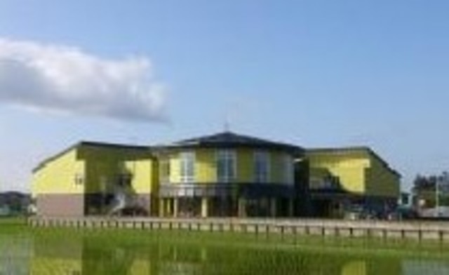 幼稚園・保育園　認定こども園小鳥の森こども園（幼稚園・保育園）まで160m