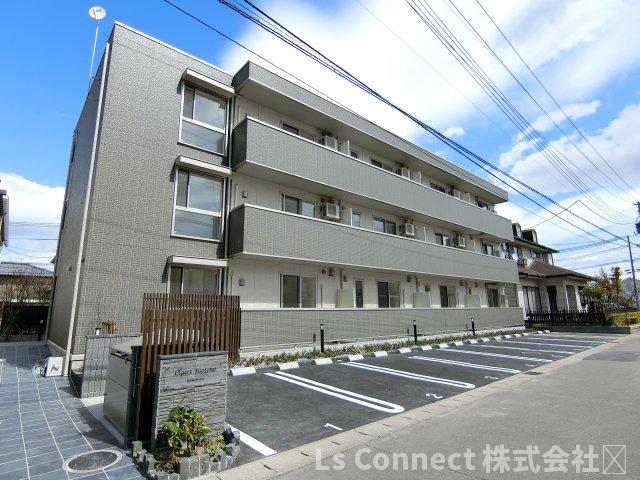 建物外観　２０１８年築のオートロックアパート。