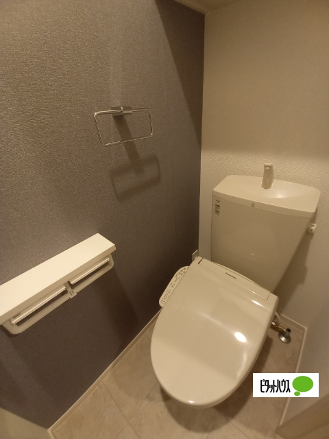 ＪＲ左沢線 羽前高松駅 徒歩80分 2階建 築4年のトイレ写真