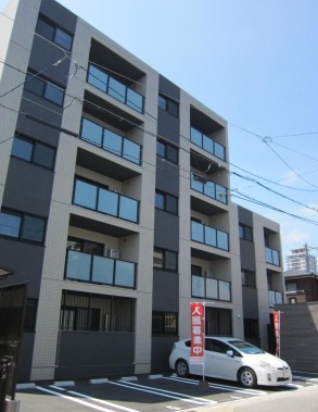 建物外観　設備の整った2LDK物件です。