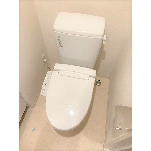 カーサスプレンディッド三田慶大前のトイレ写真