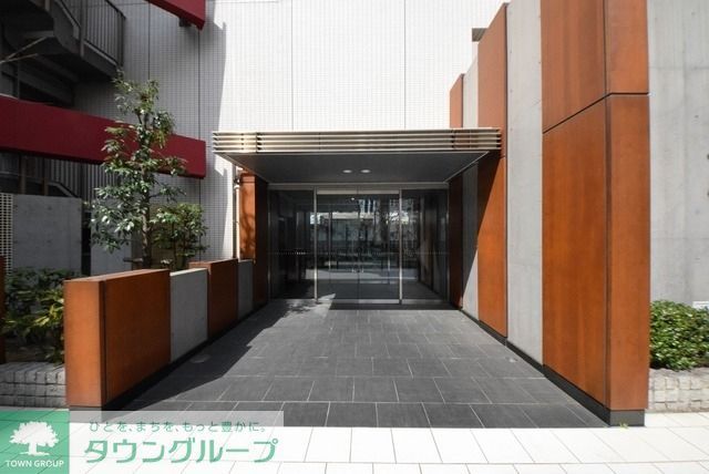 エントランス　エントランス