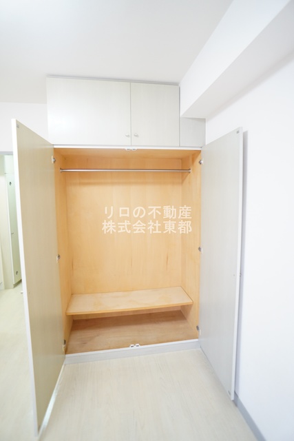 収納　奥行のある収納付です！増えがちな荷物をもスッキリ収納できます