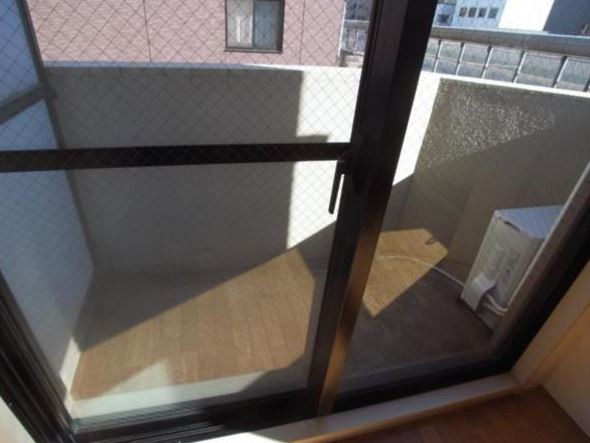バルコニー　※同仕様写真含む