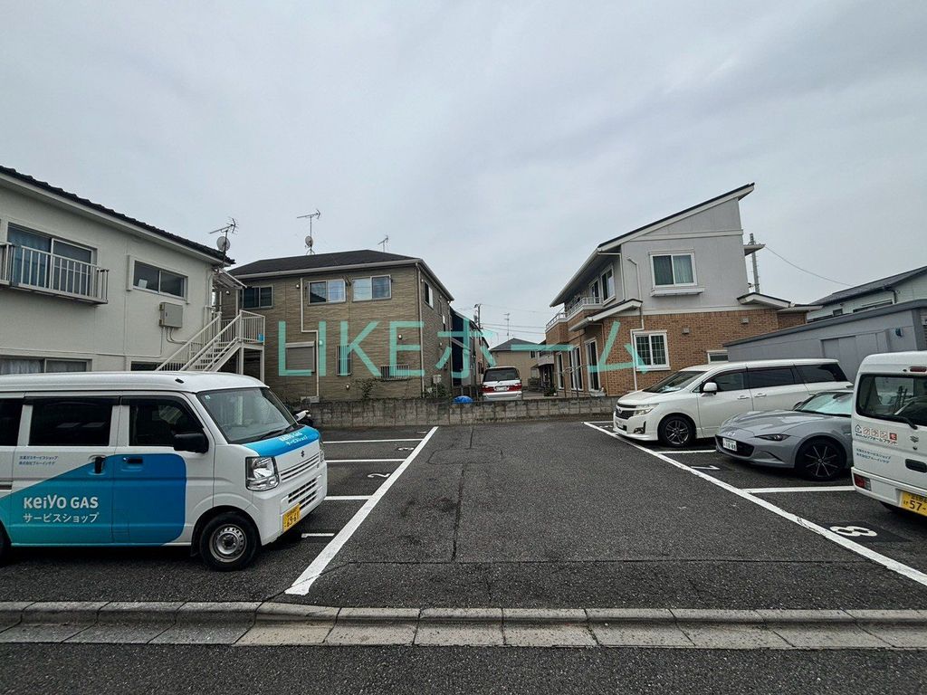 駐車場　駐車場
