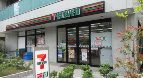 コンビニ　セブン-イレブン 港区白金１丁目南店（コンビニ）まで138m